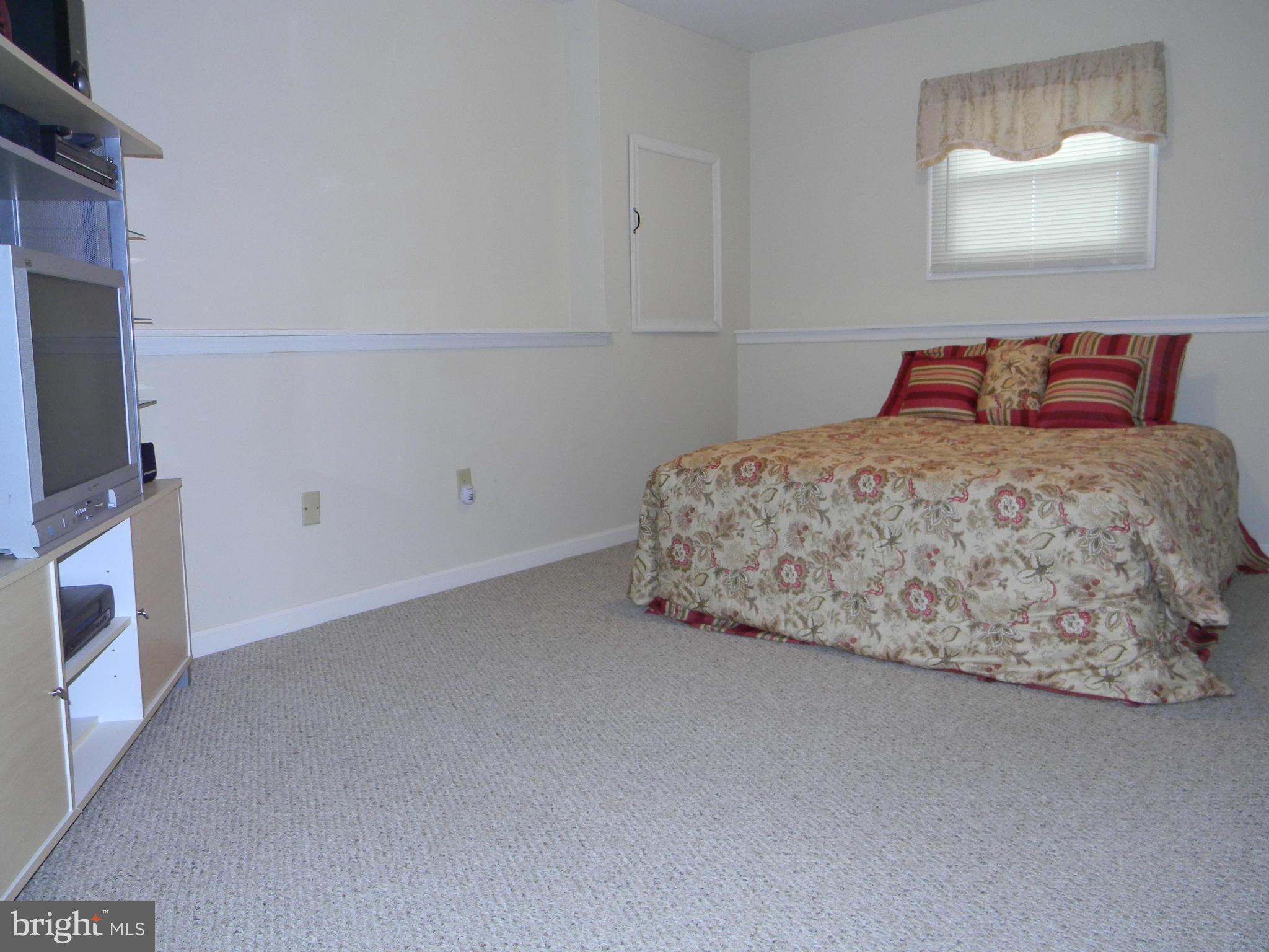 MAXA WOODS - Residential