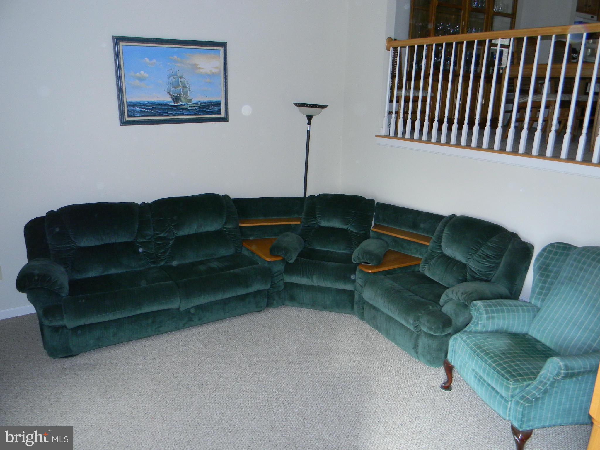 MAXA WOODS - Residential