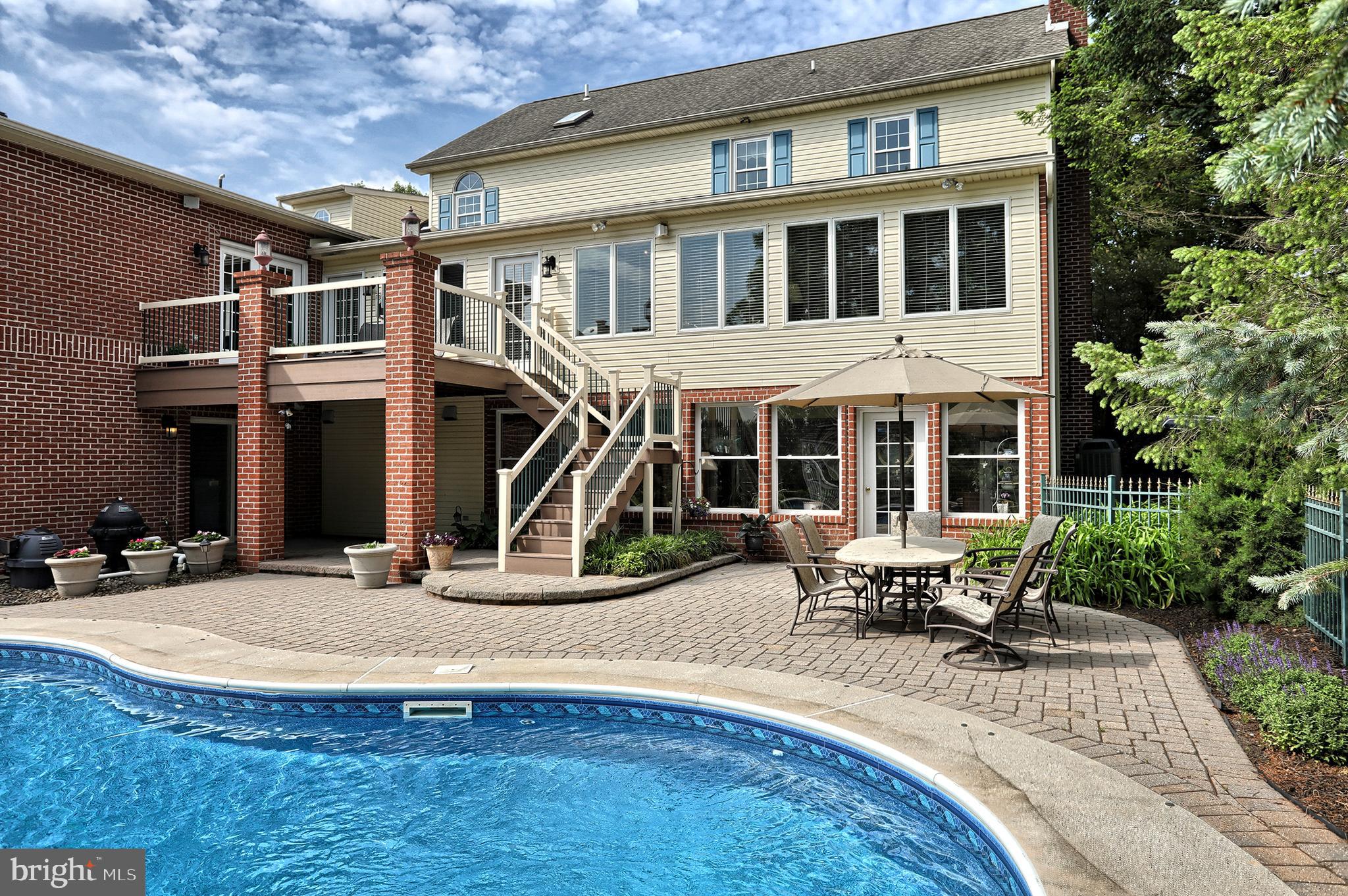 WINDMERE - Residential