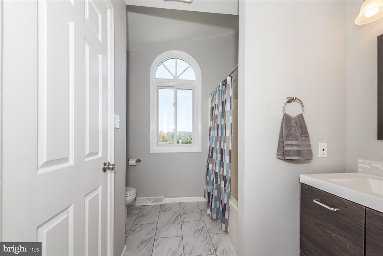 BEACON HILL - Residential