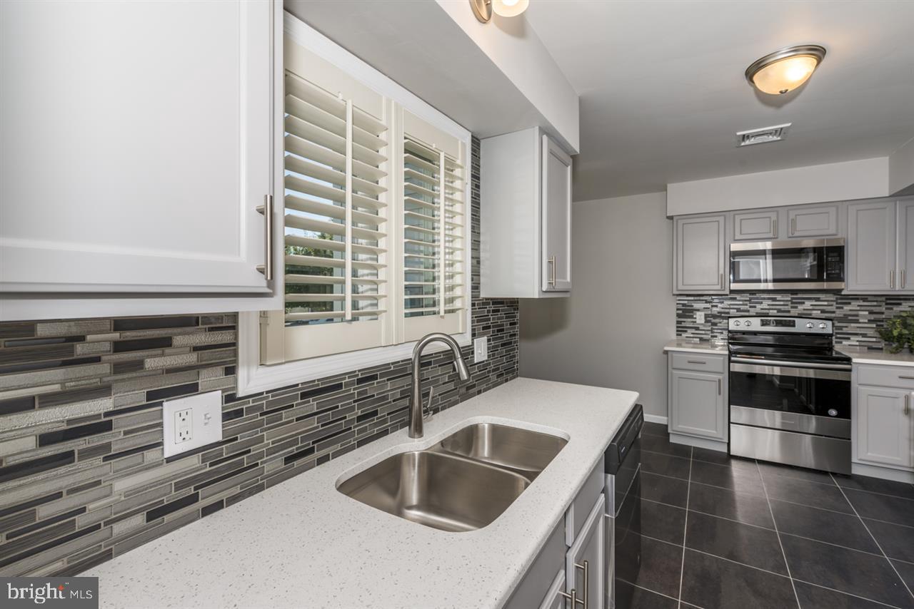 BEACON HILL - Residential