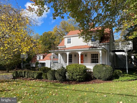 10130 BLAKE LANE OAKTON VA 22124