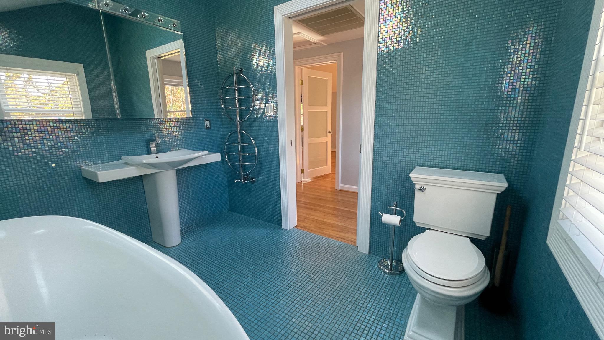 GRAYS OAKTON - Residential Lease