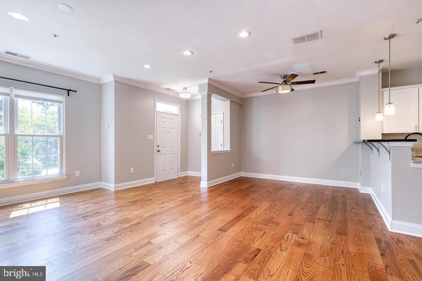 8716 GREEN FIELD COURT