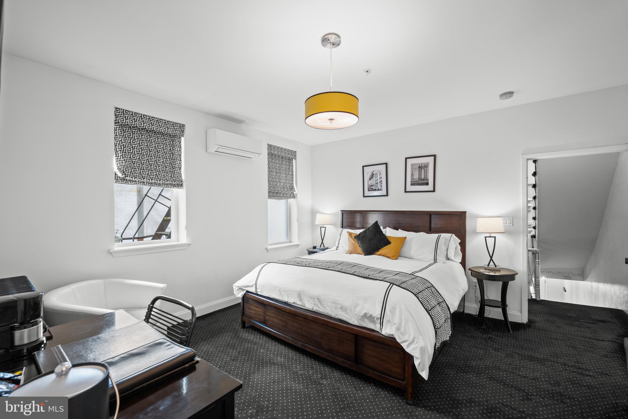 LITTLE ITALY - Residential Income