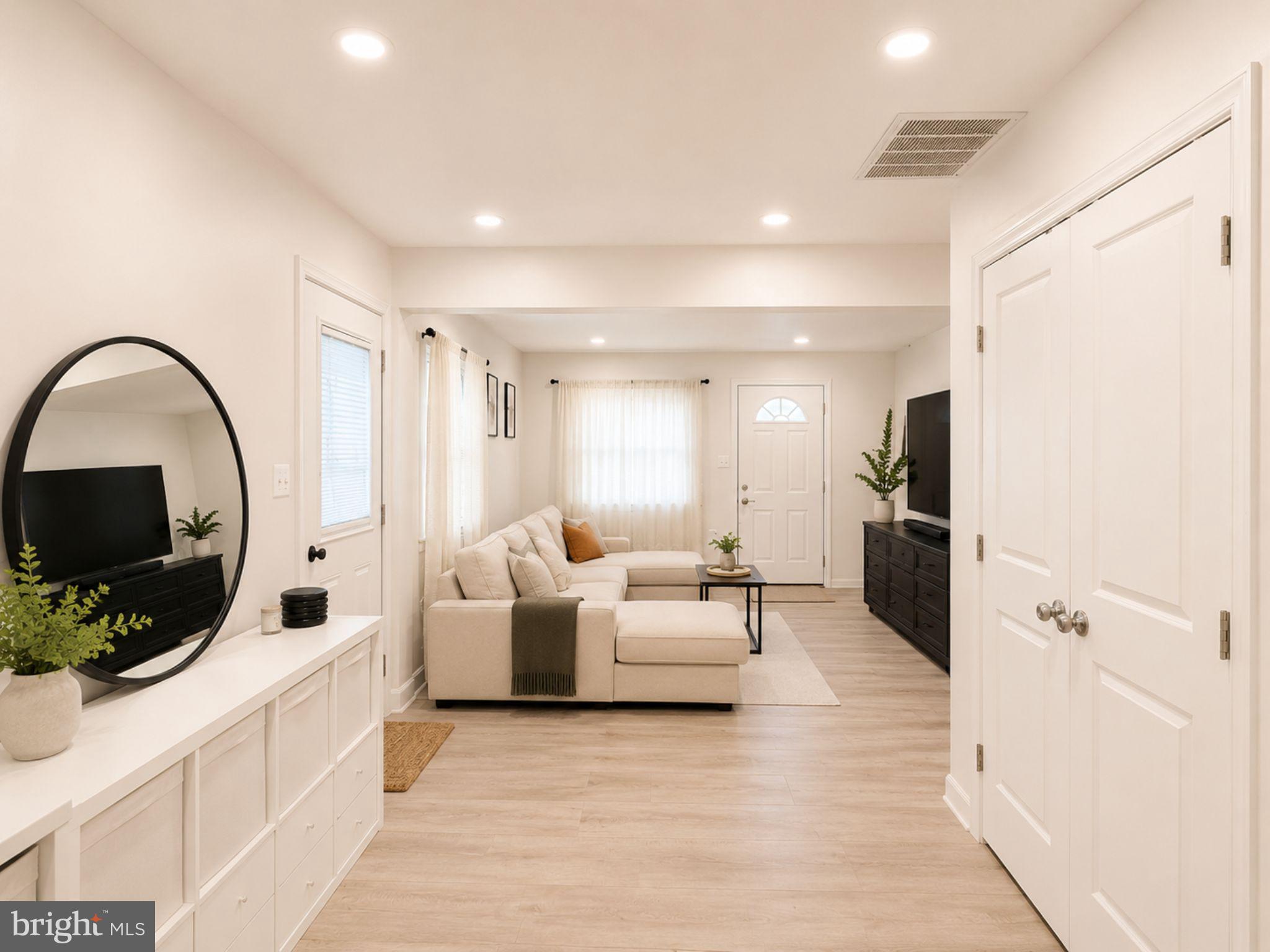 MANASSAS PARK - Residential