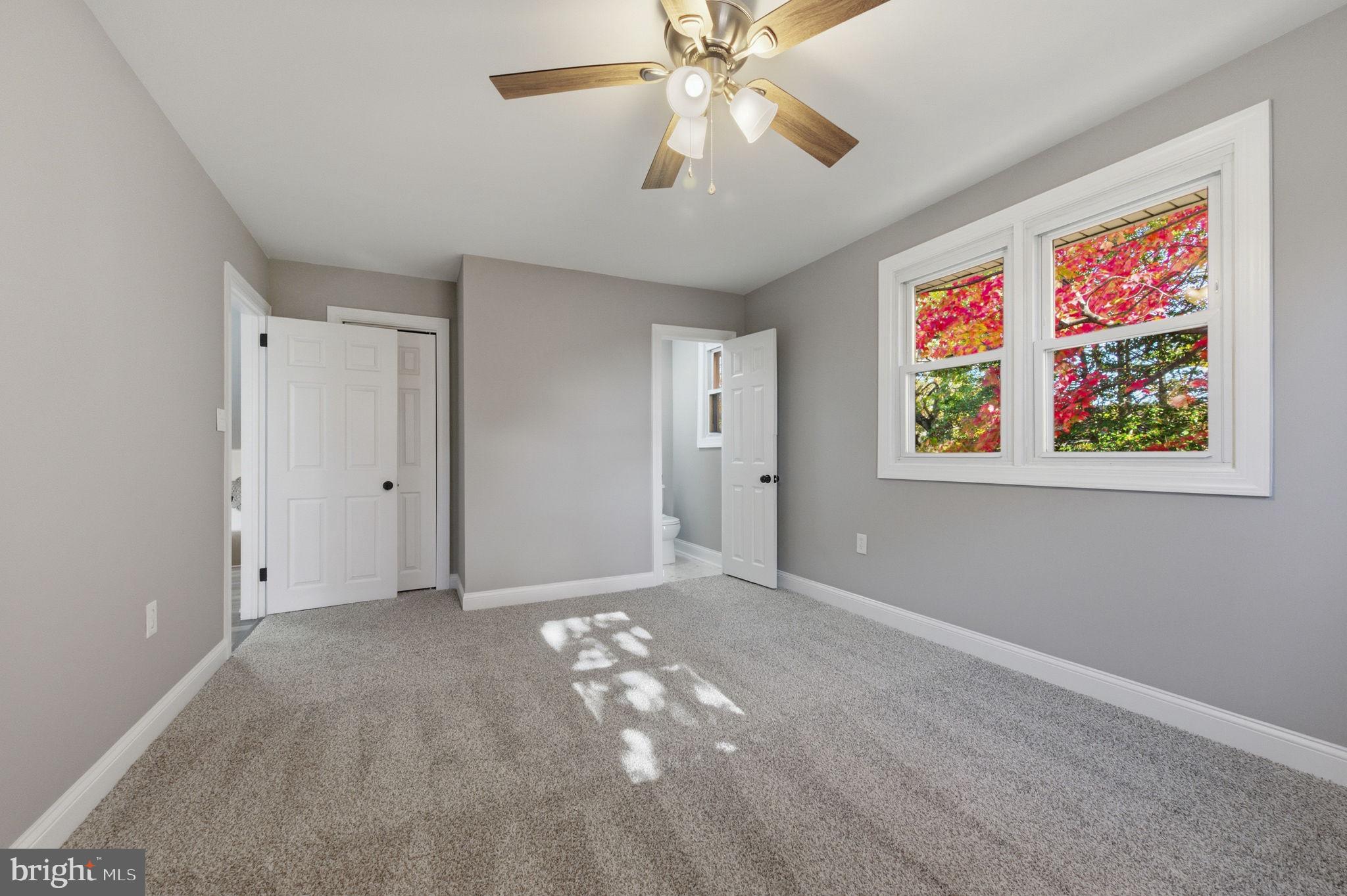 GRAYLYN CREST - Residential