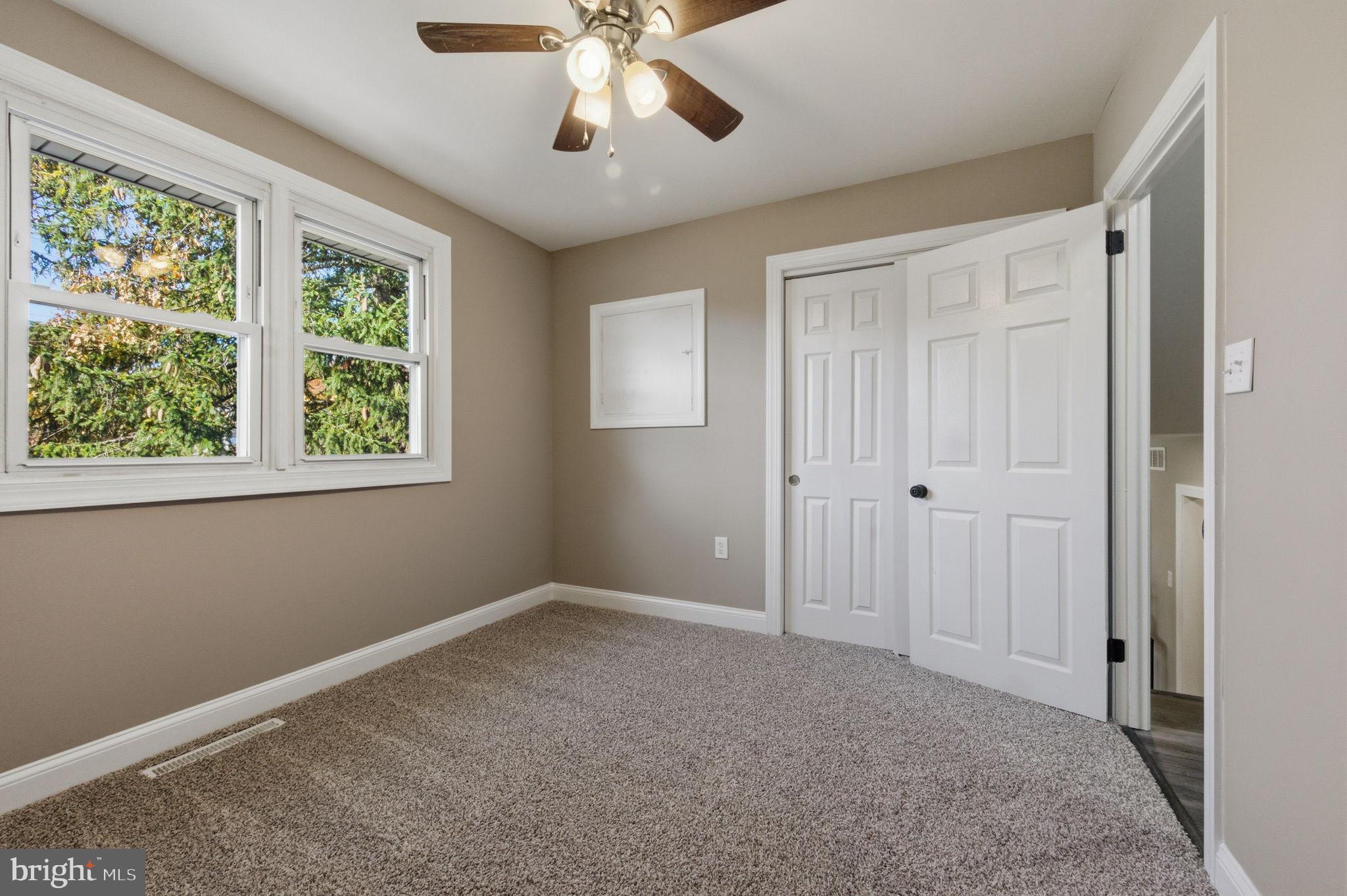 GRAYLYN CREST - Residential