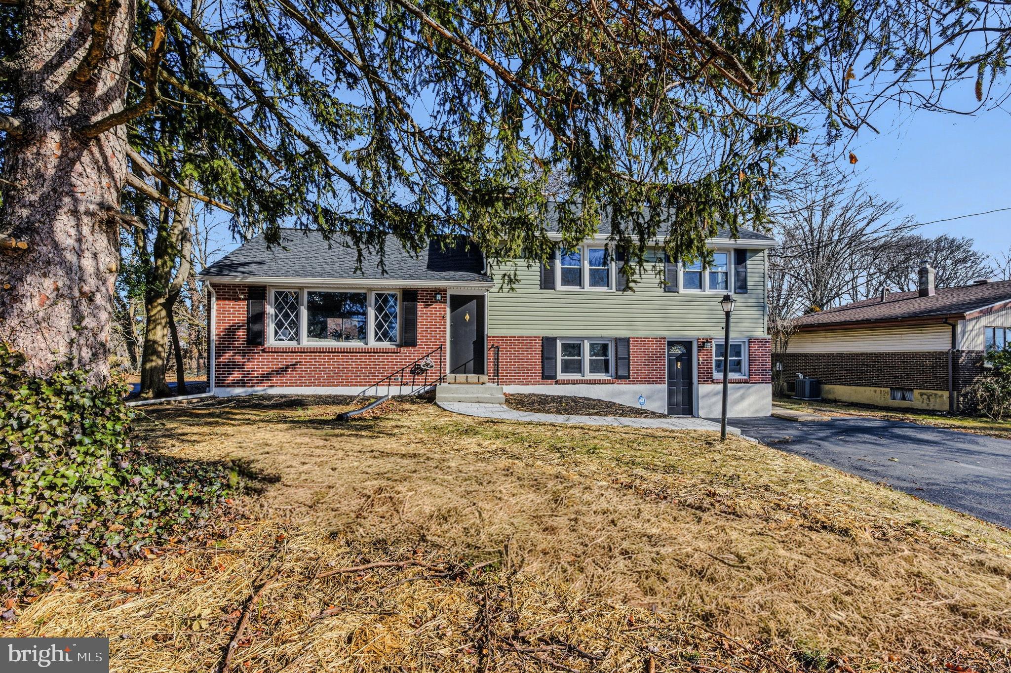 GRAYLYN CREST - Residential