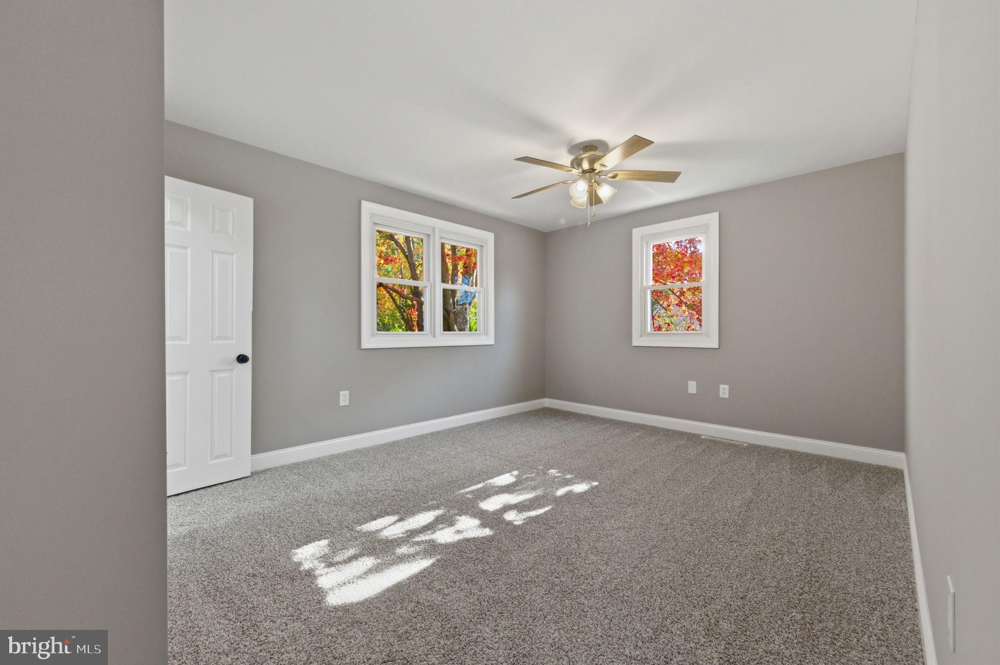 GRAYLYN CREST - Residential