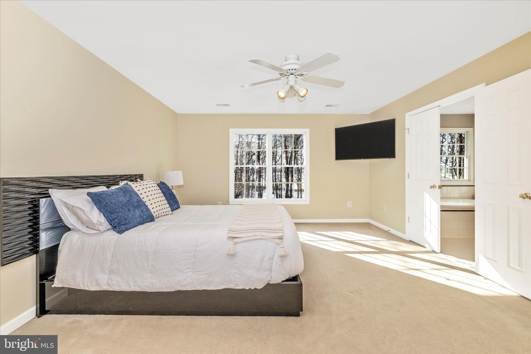 RIDGE VIEW HUNT - Residential