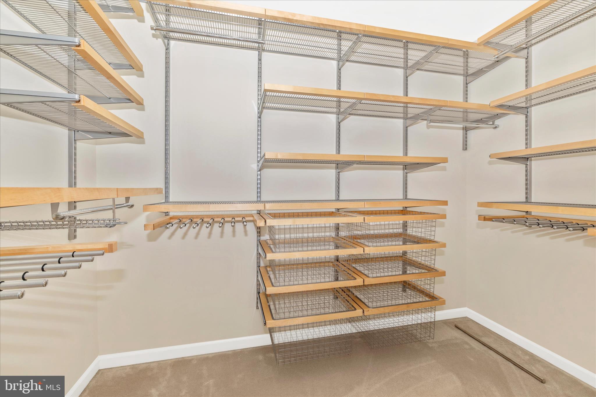 RIDGE VIEW HUNT - Residential