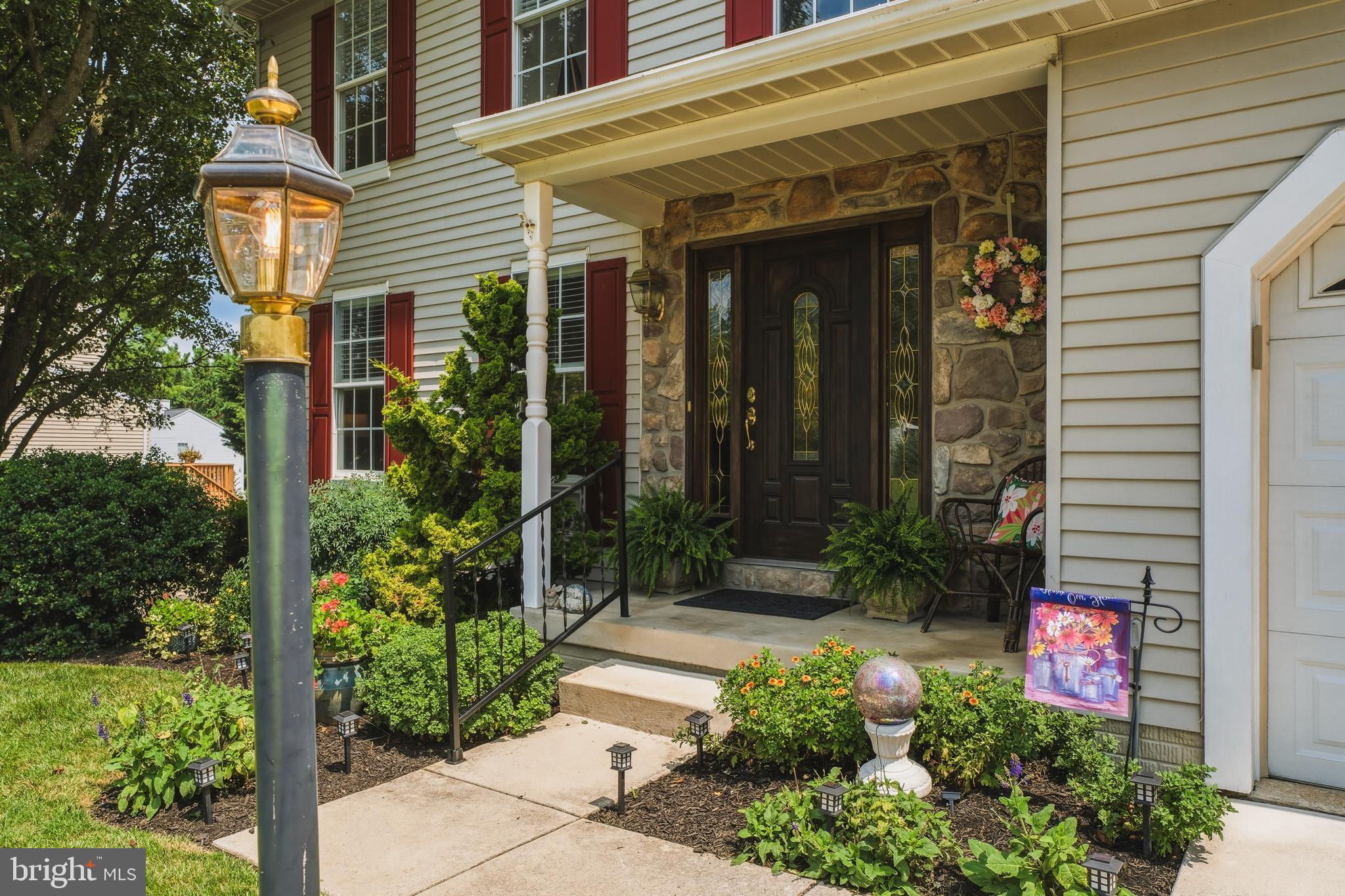 520 YELLOW LILY COURT
