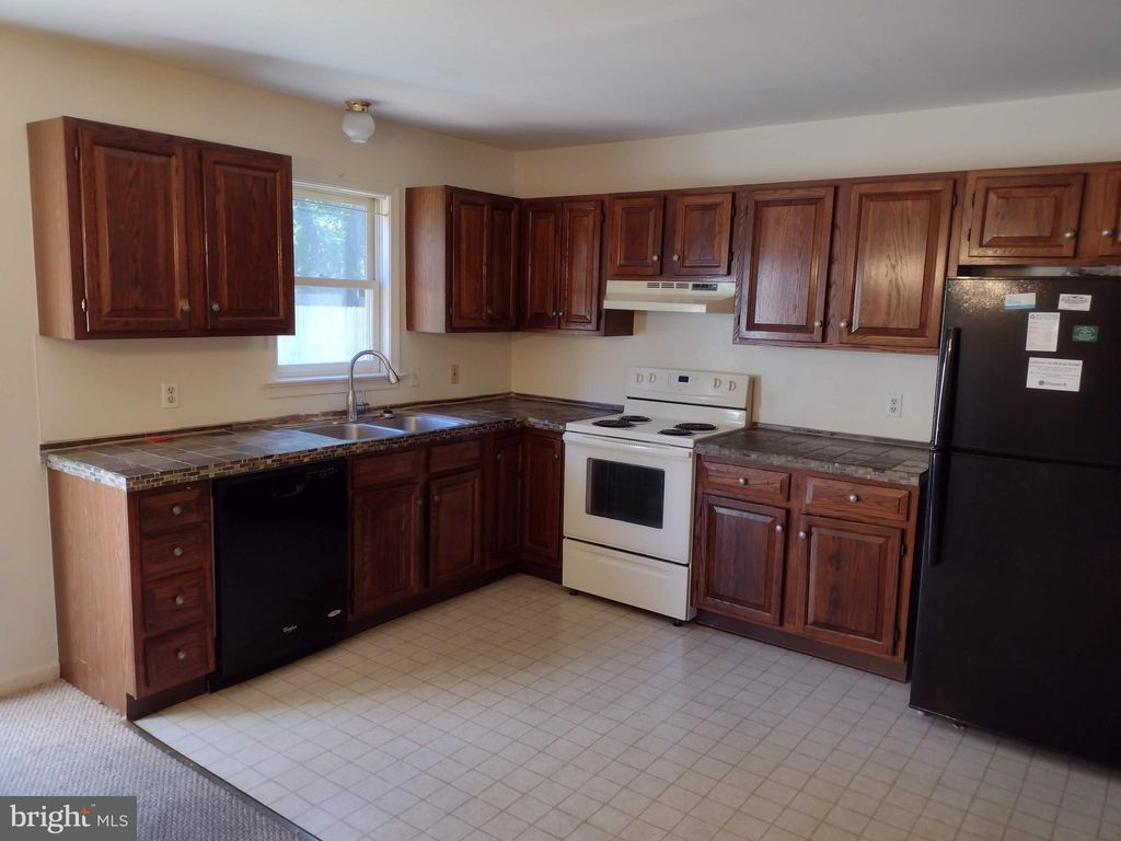 Photo of 271 RADIO RD, ELIZABETHTOWN, PA 17022 (MLS # PALA2040258)