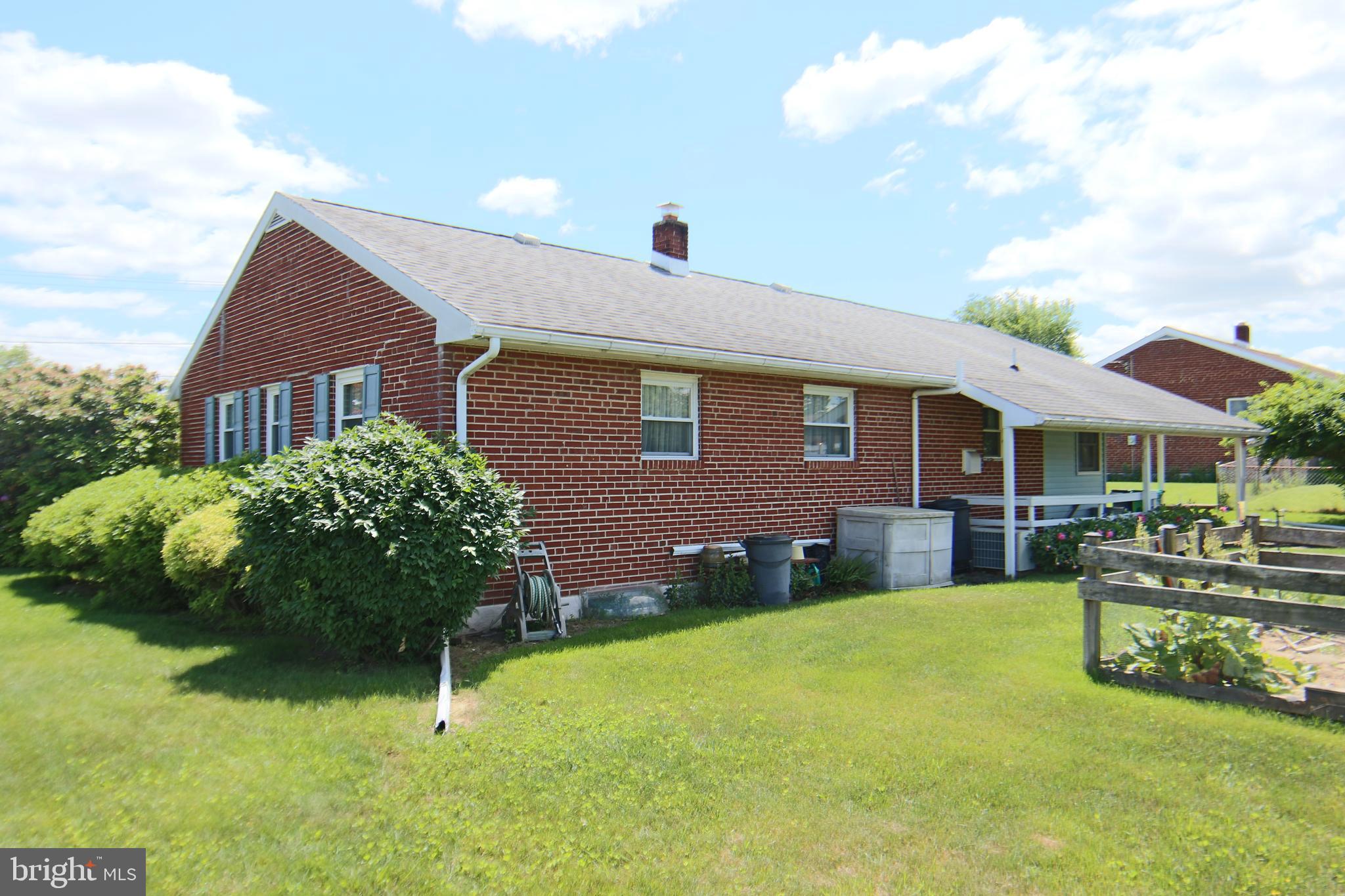 109 CAROLYN STREET
