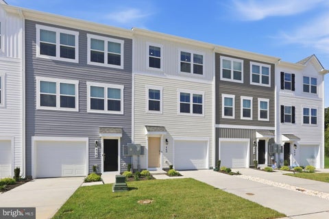 Photo of 135 Reid Street, STRASBURG, VA 22657 (MLS # VASH2016006)