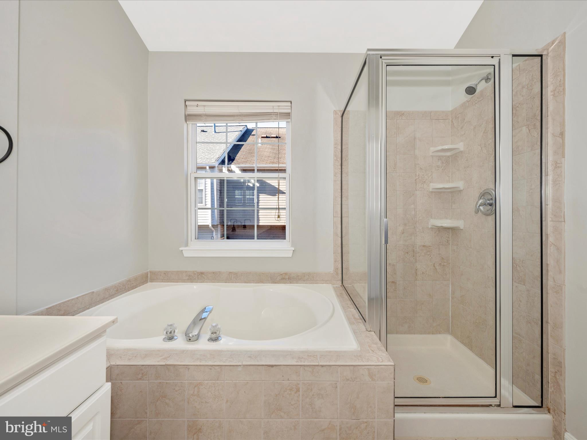 UNIVERSITY CENTER - Residential