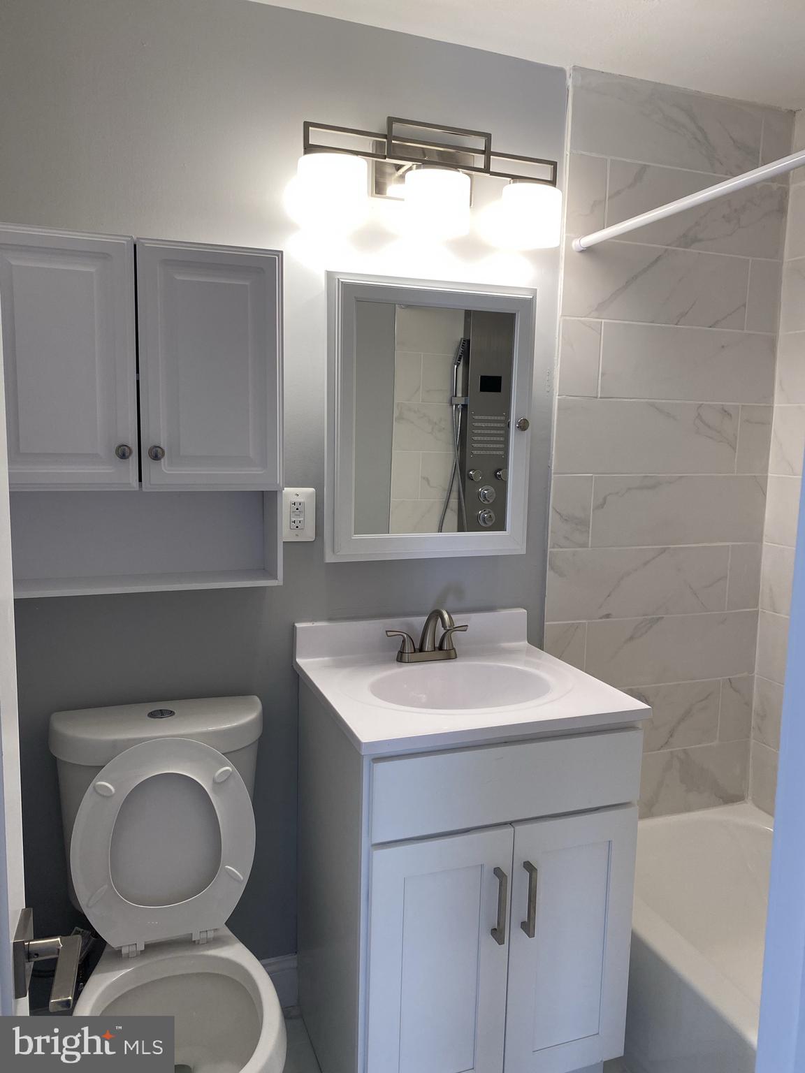 6328 MAGNOLIA STREET B