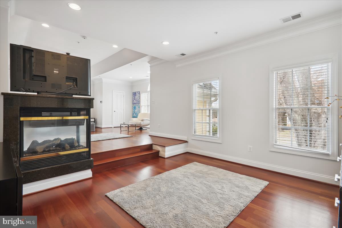 BURNING TREE ESTATES - Residential Lease