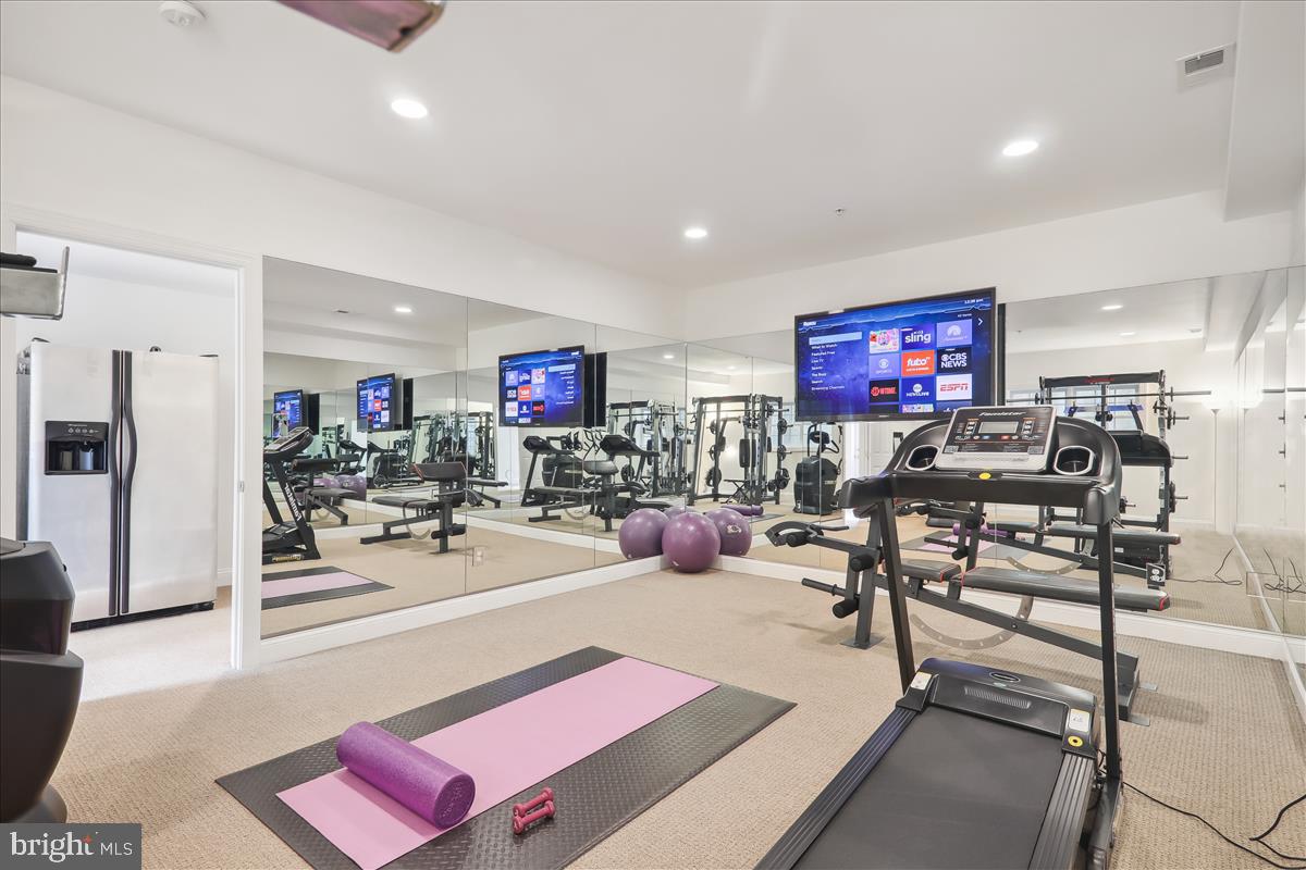 BURNING TREE ESTATES - Residential Lease