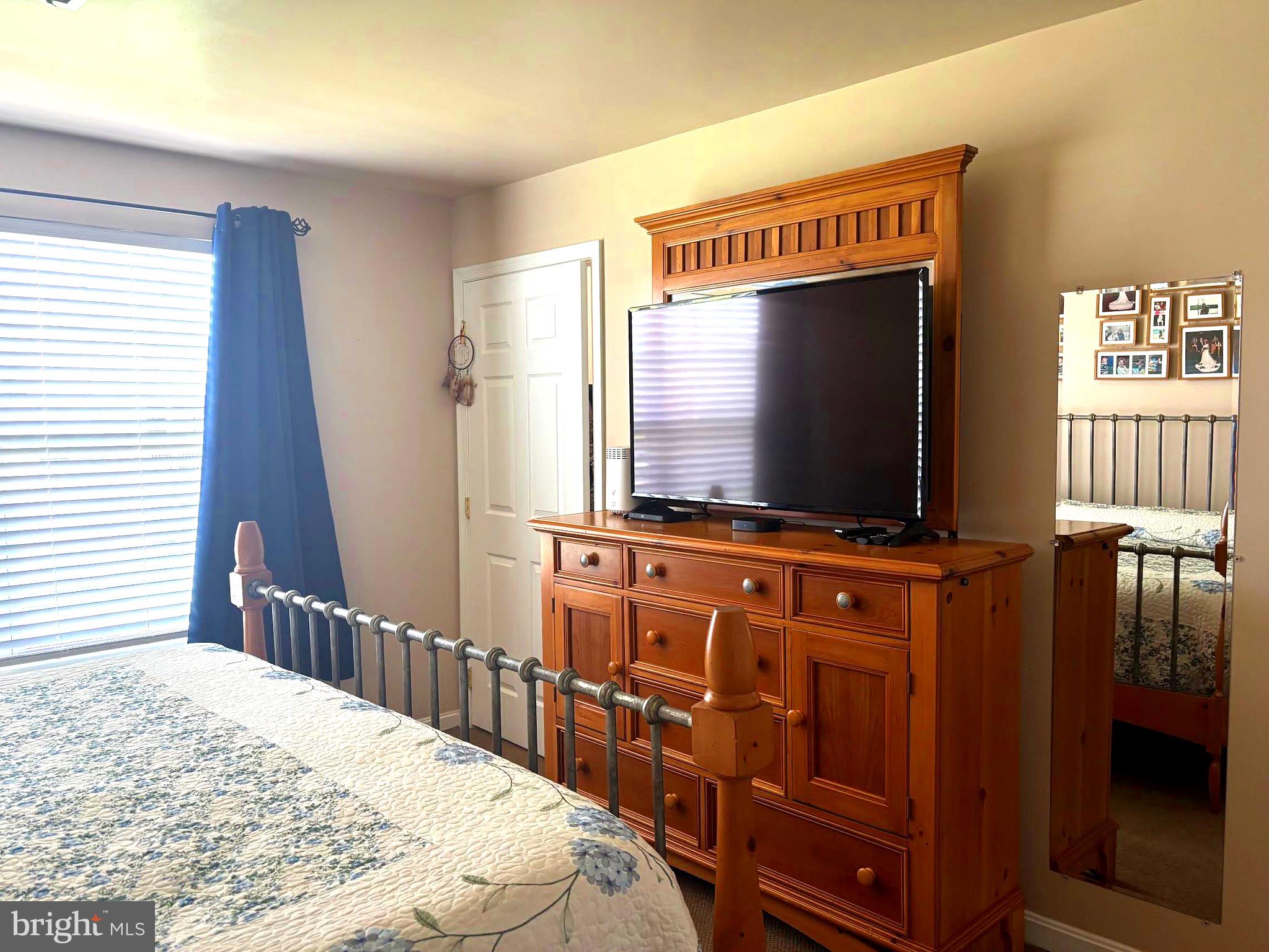 THE PINNACLE - Residential