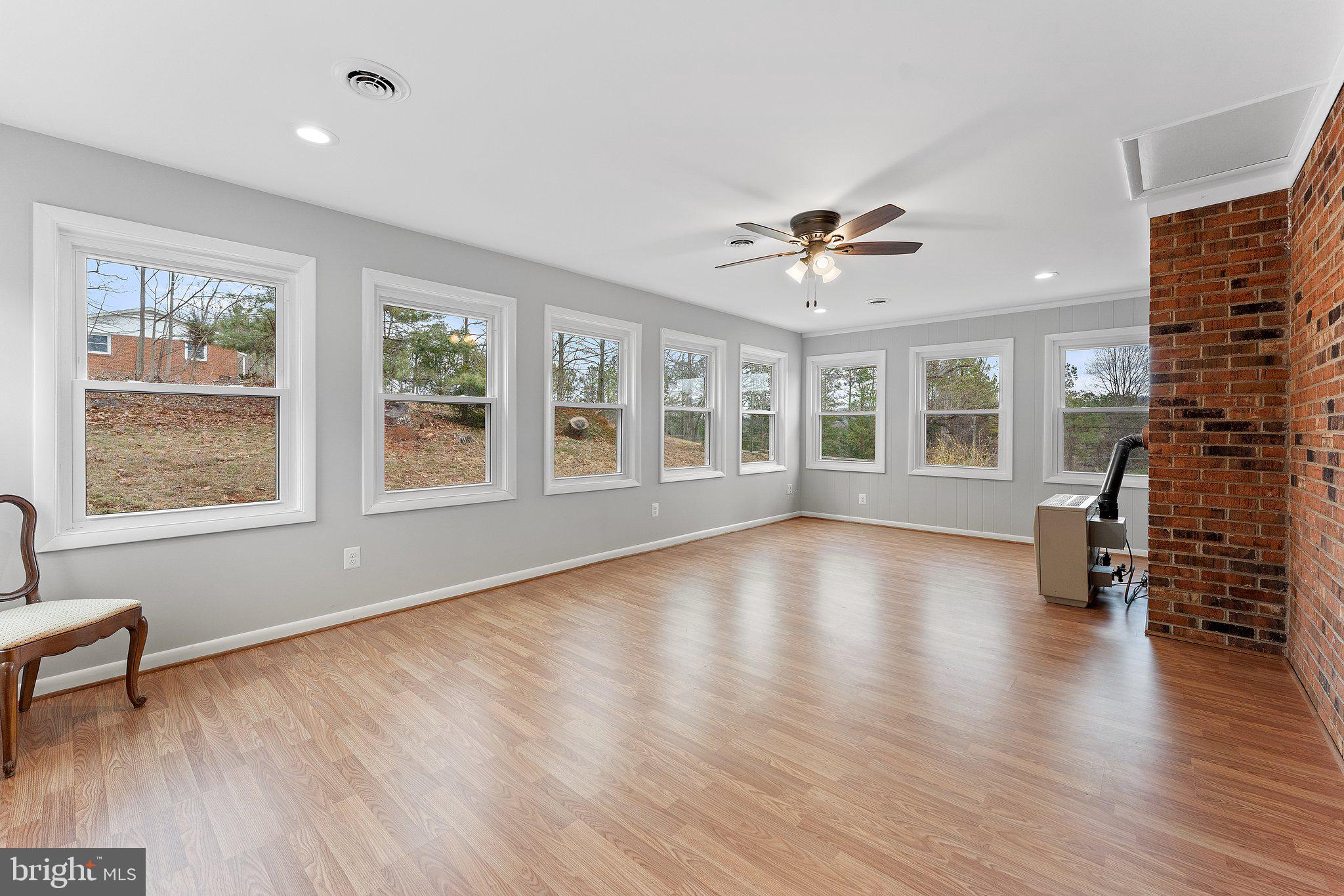 VALLEVUE - Residential