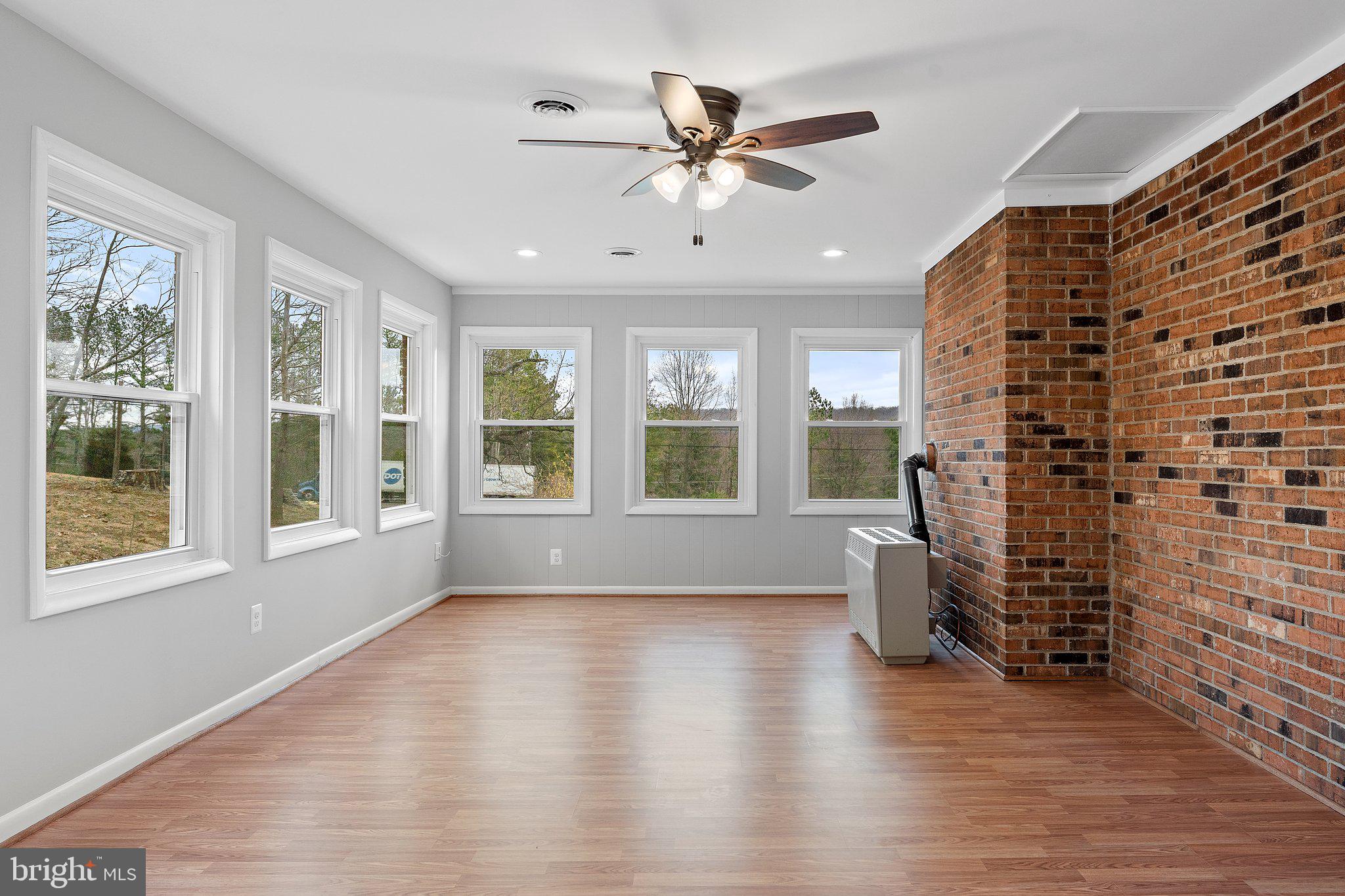 VALLEVUE - Residential