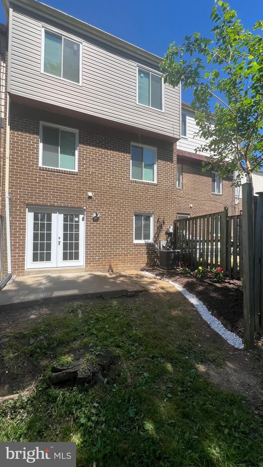 BRIGHTON WEST - Residential