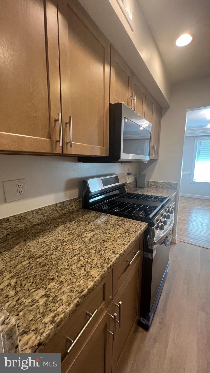BRIGHTON WEST - Residential