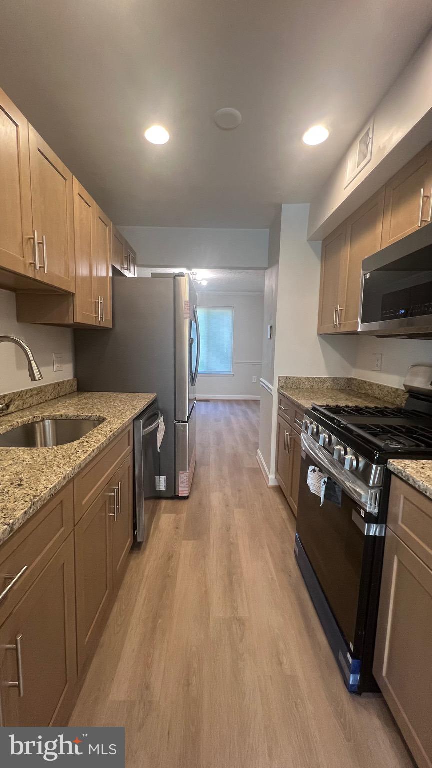 BRIGHTON WEST - Residential