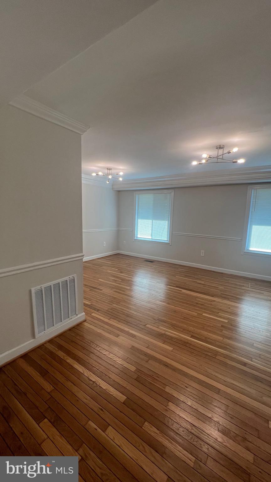 BRIGHTON WEST - Residential