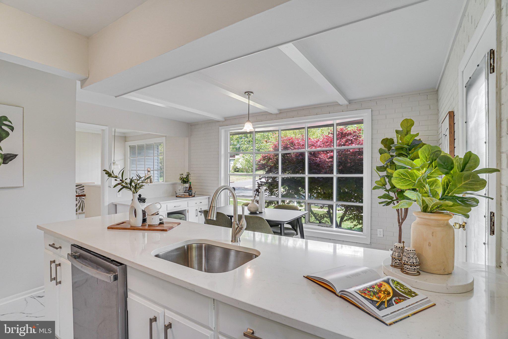 MOSBY WOODS - Residential