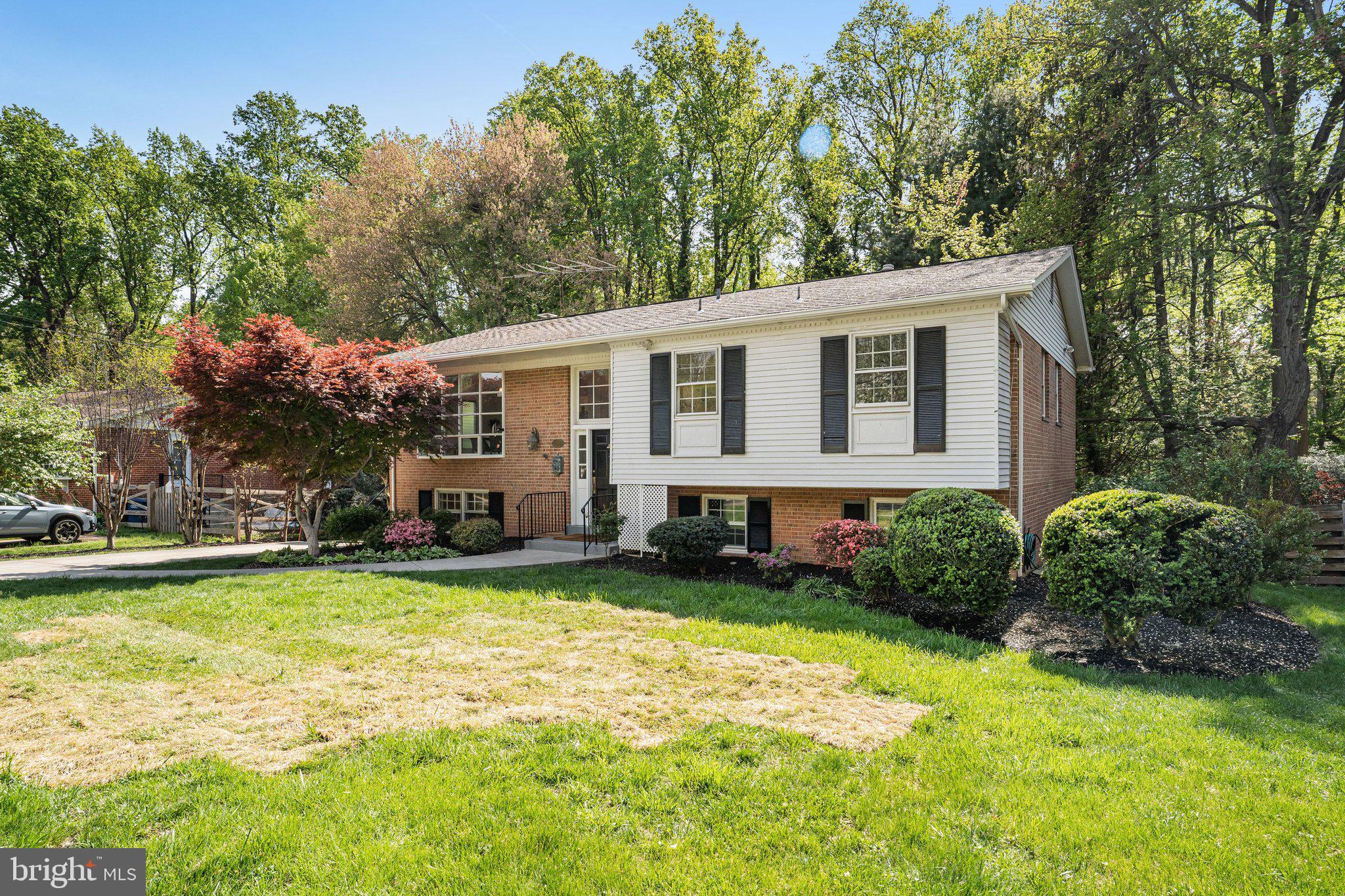 MOSBY WOODS - Residential