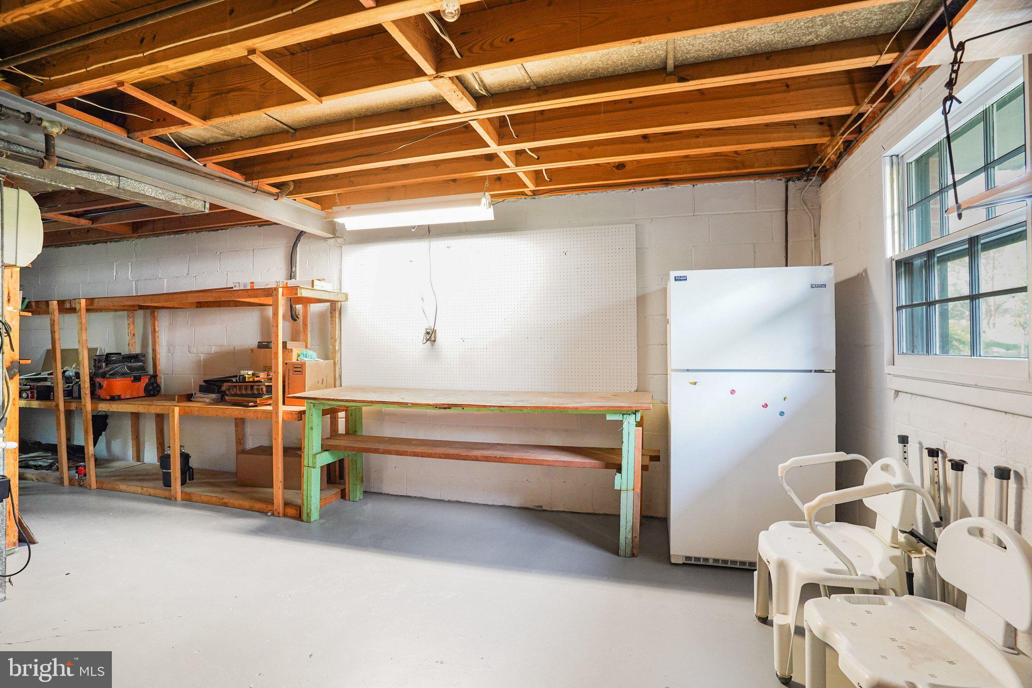 MOSBY WOODS - Residential