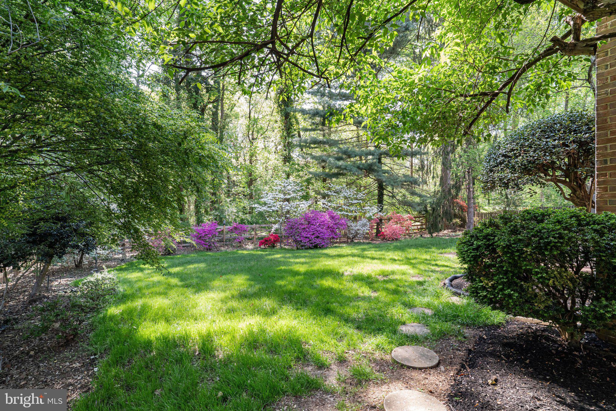 MOSBY WOODS - Residential