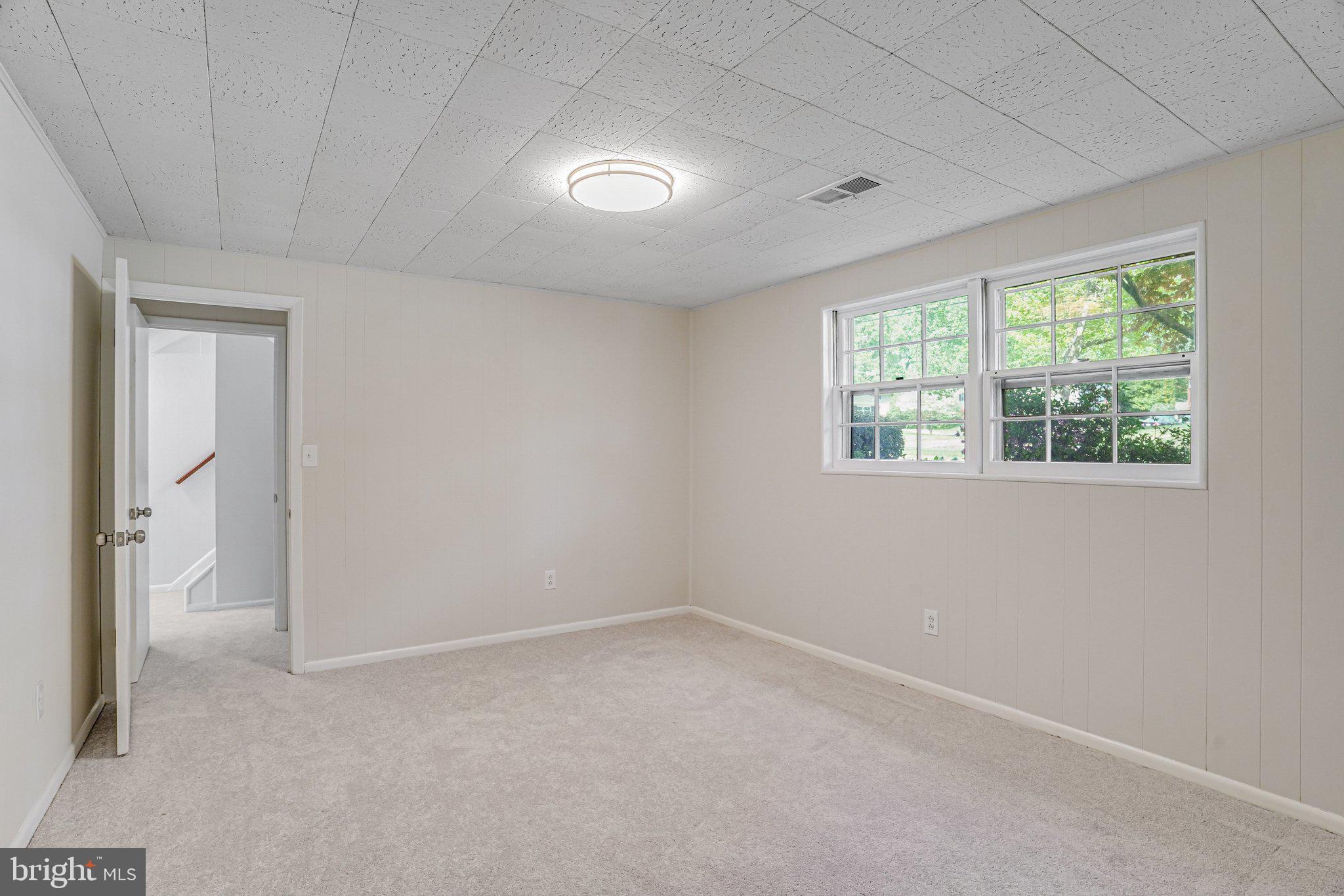 MOSBY WOODS - Residential