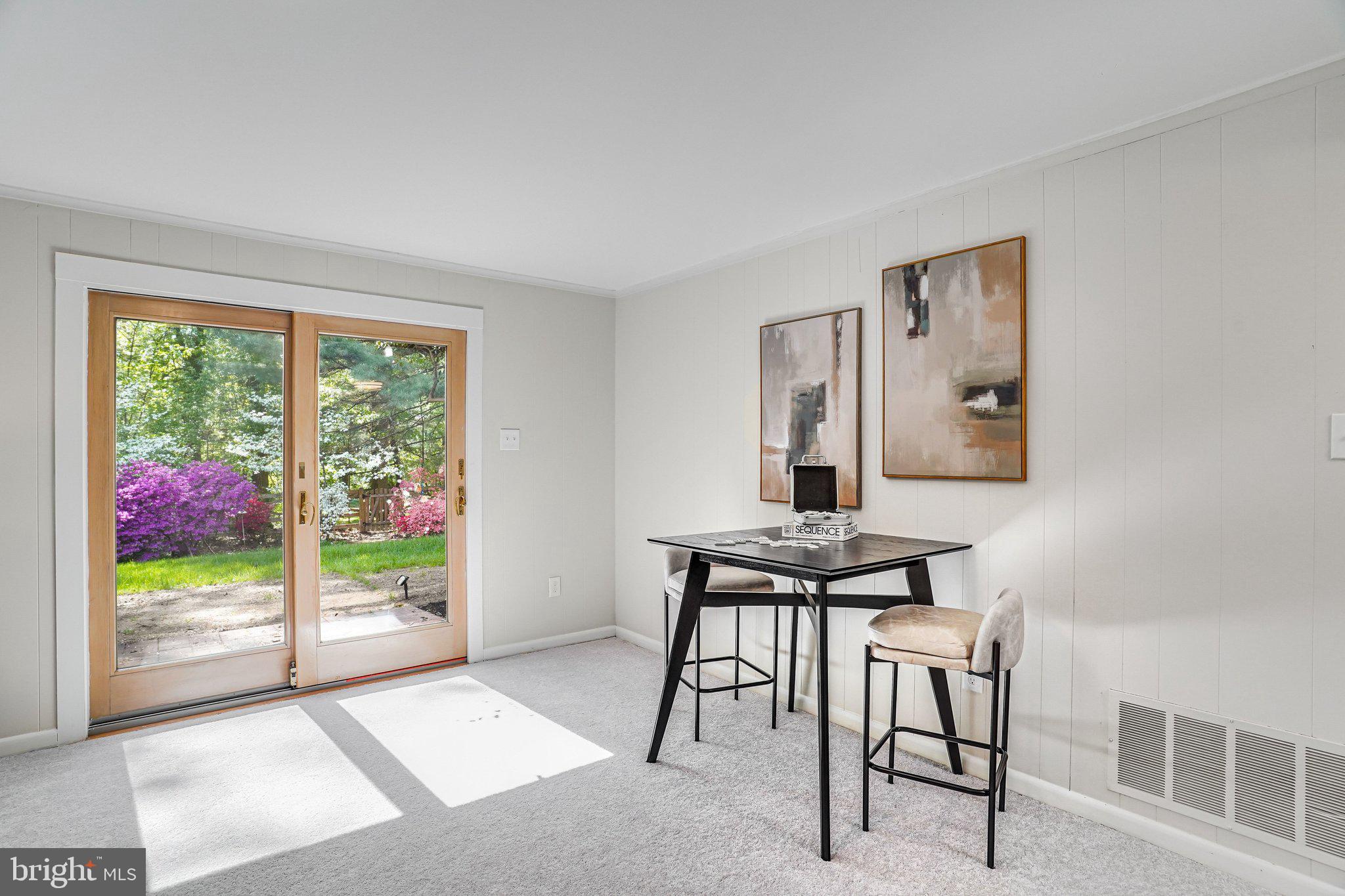 MOSBY WOODS - Residential