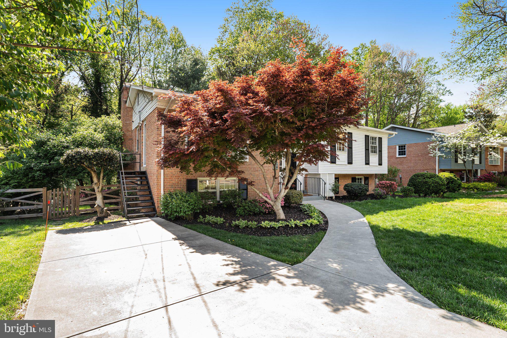 MOSBY WOODS - Residential