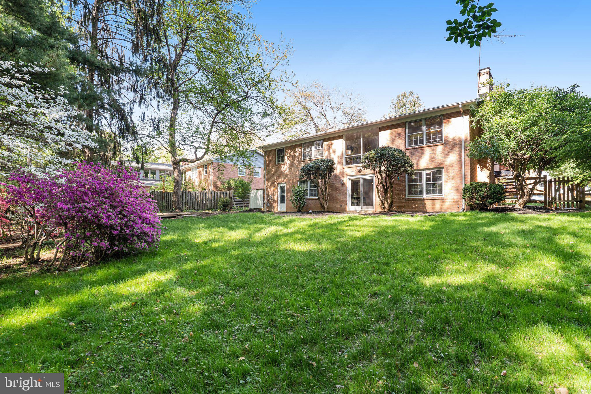 MOSBY WOODS - Residential