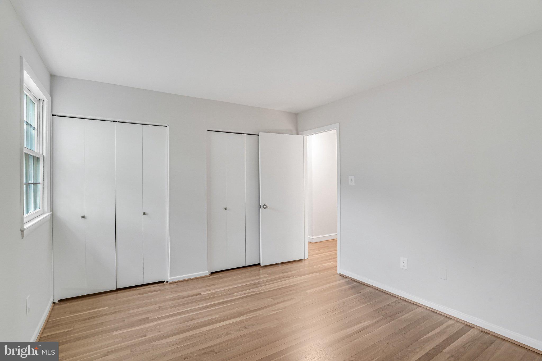 MOSBY WOODS - Residential