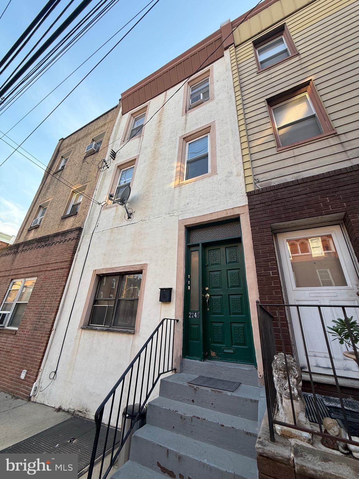 2246 S 15TH STREET