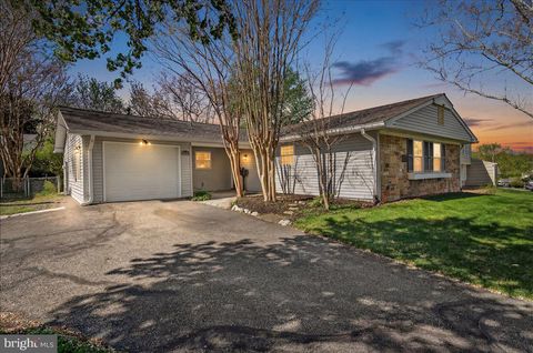 15721 PRESSWICK LANE BOWIE MD 20716