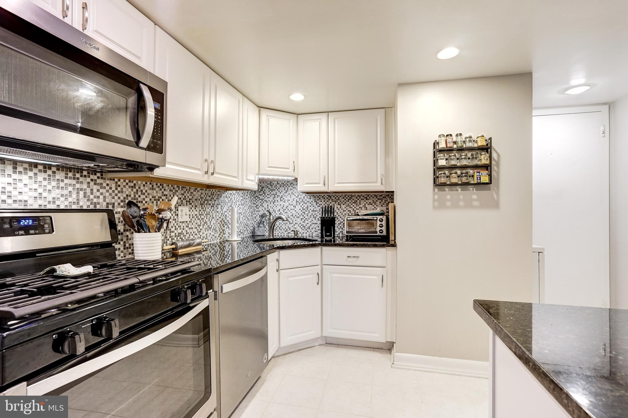 NORTHGATE CONDO - Residential