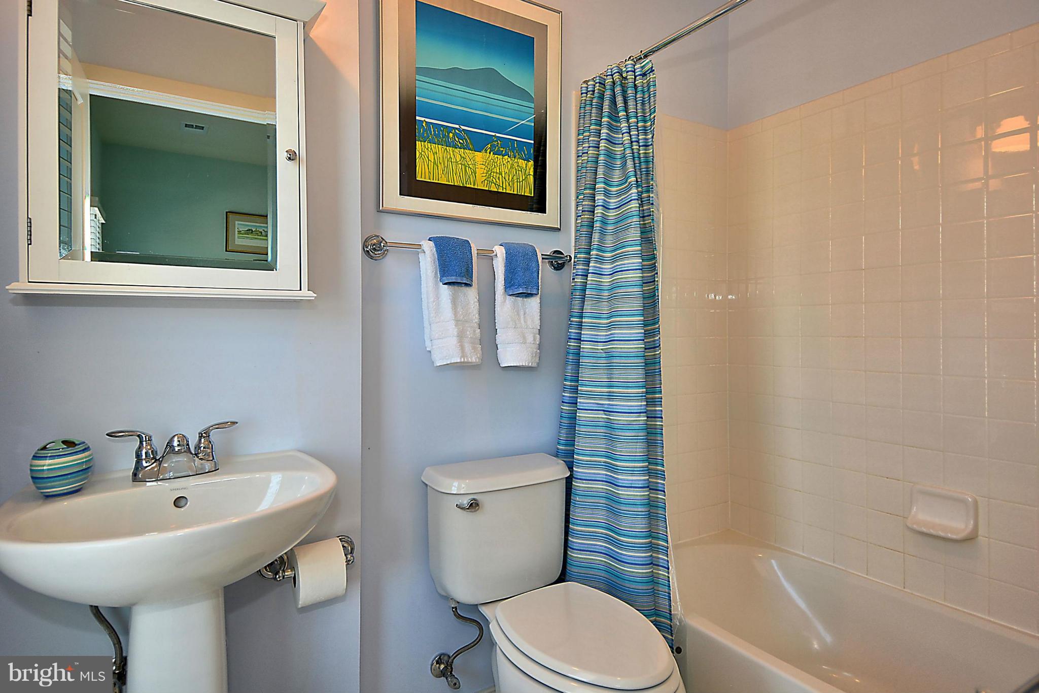 OLD TOWN COMMONS - Residential