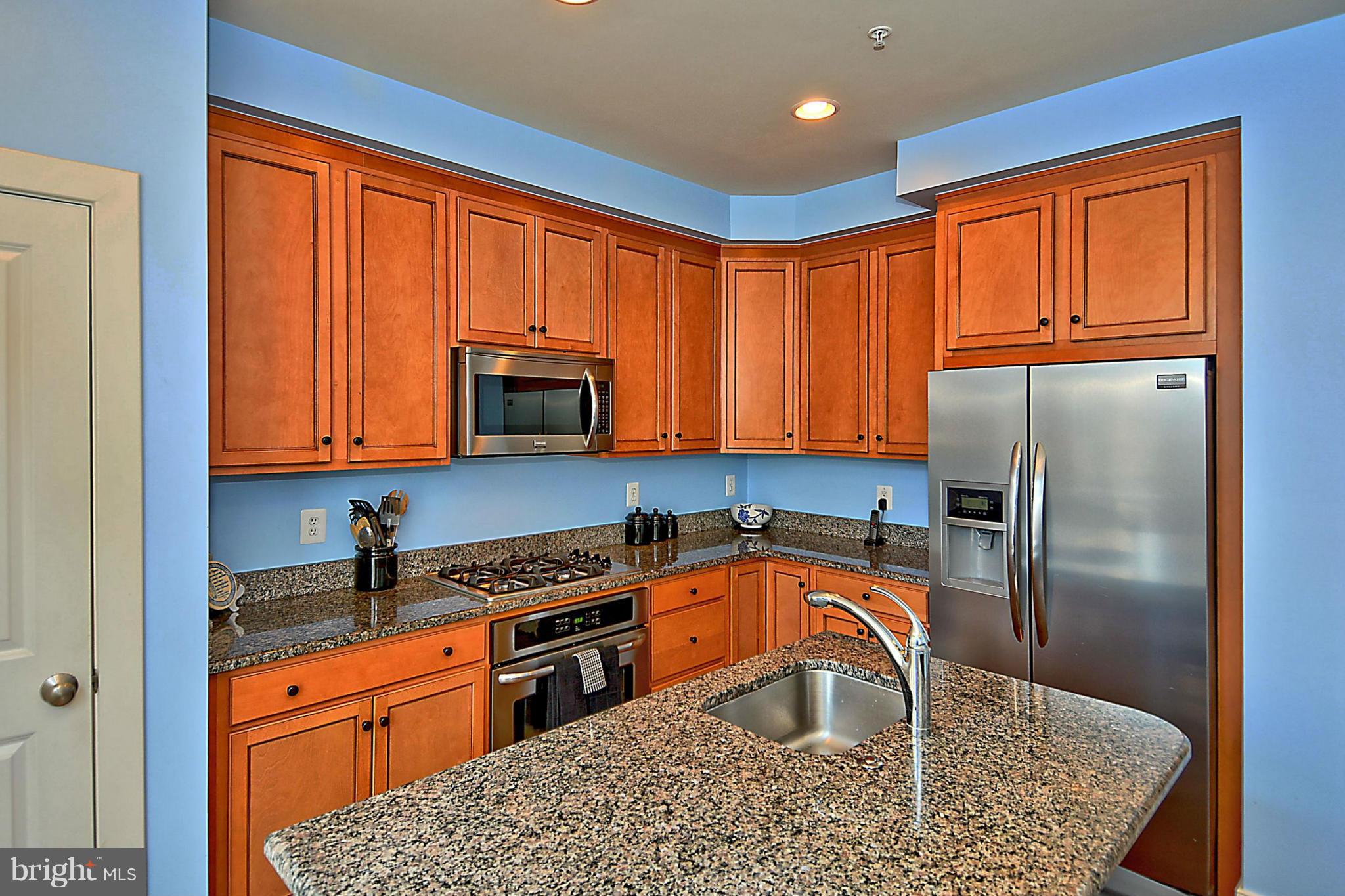 OLD TOWN COMMONS - Residential