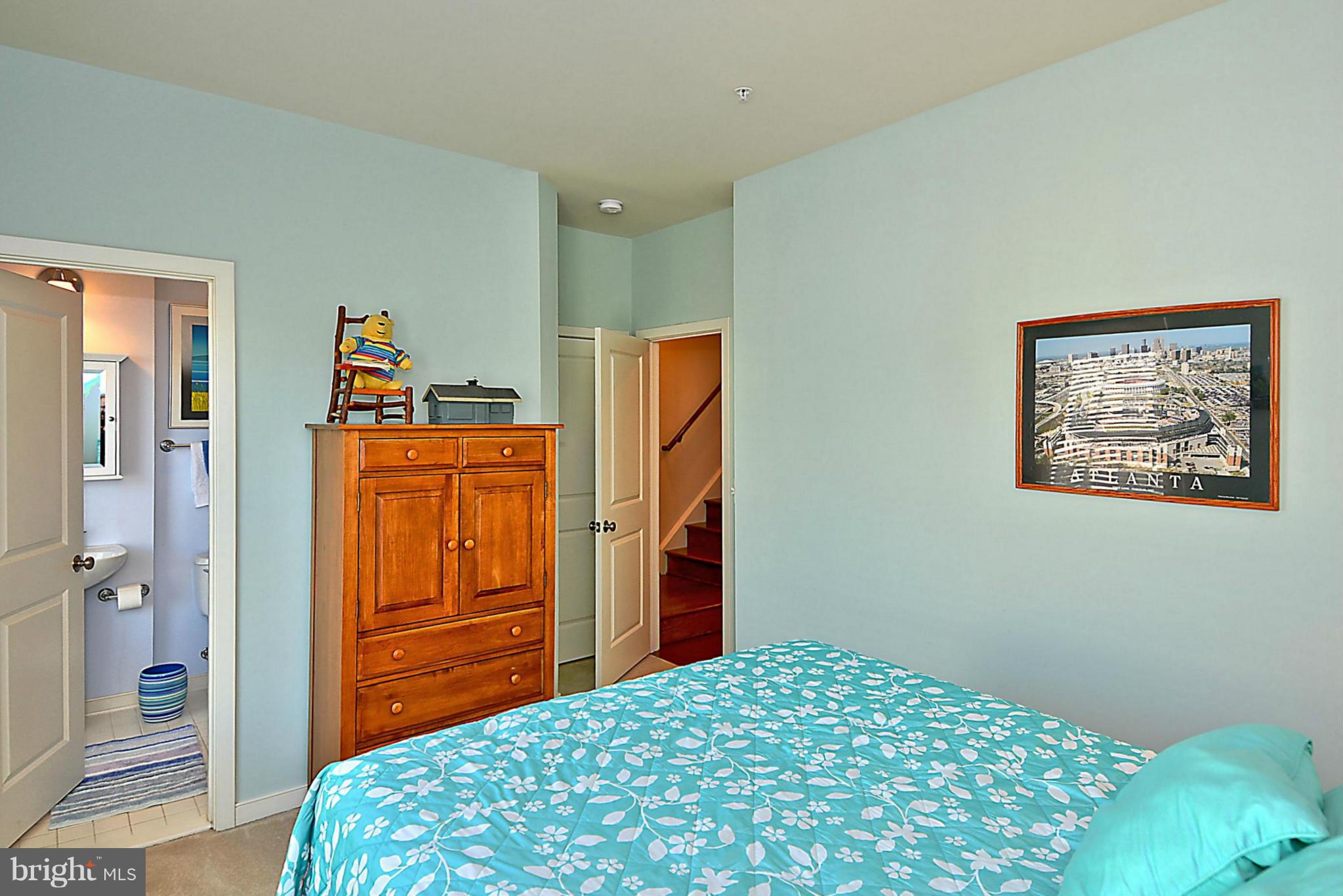 OLD TOWN COMMONS - Residential