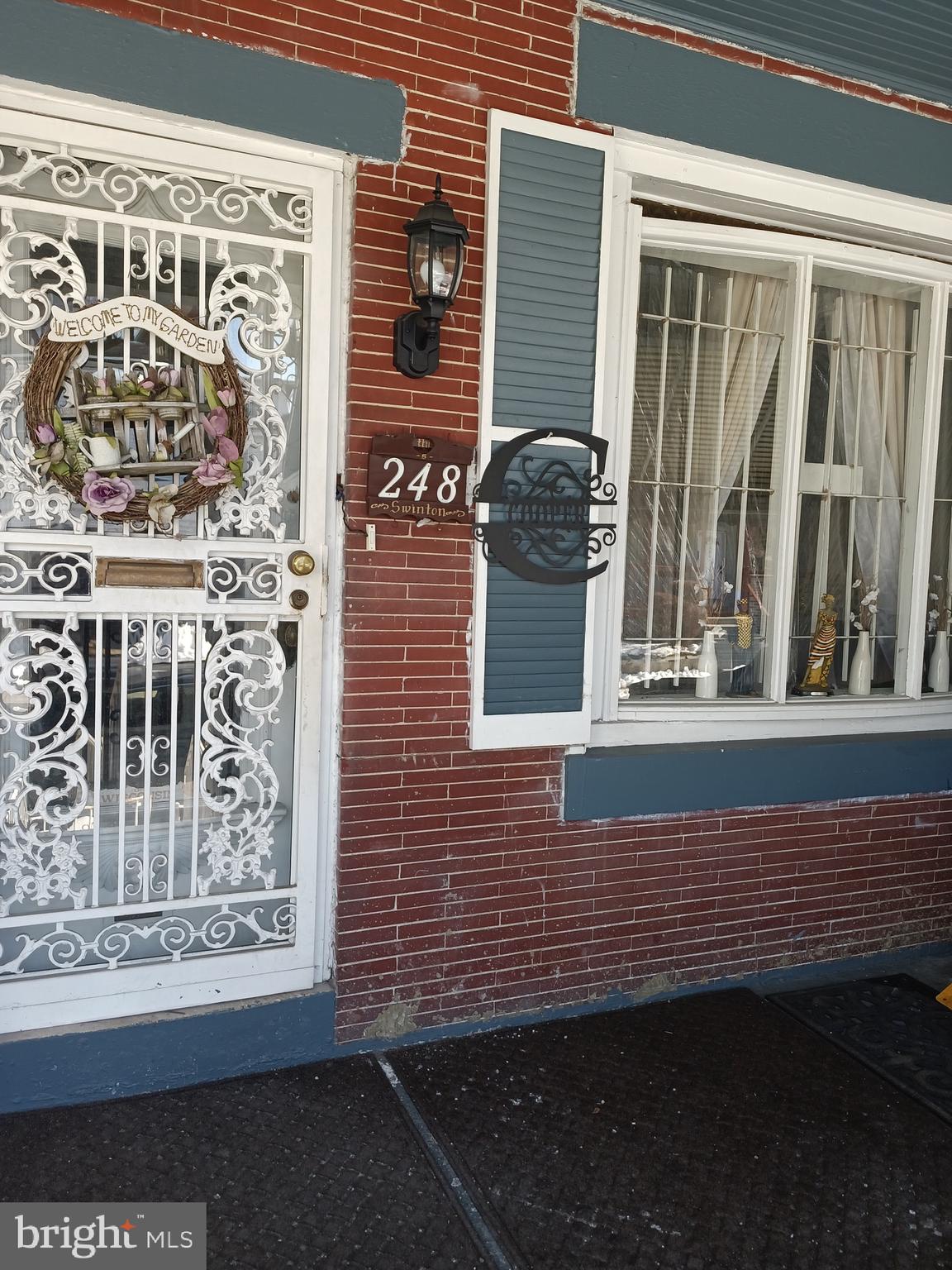 248 W SEYMOUR STREET