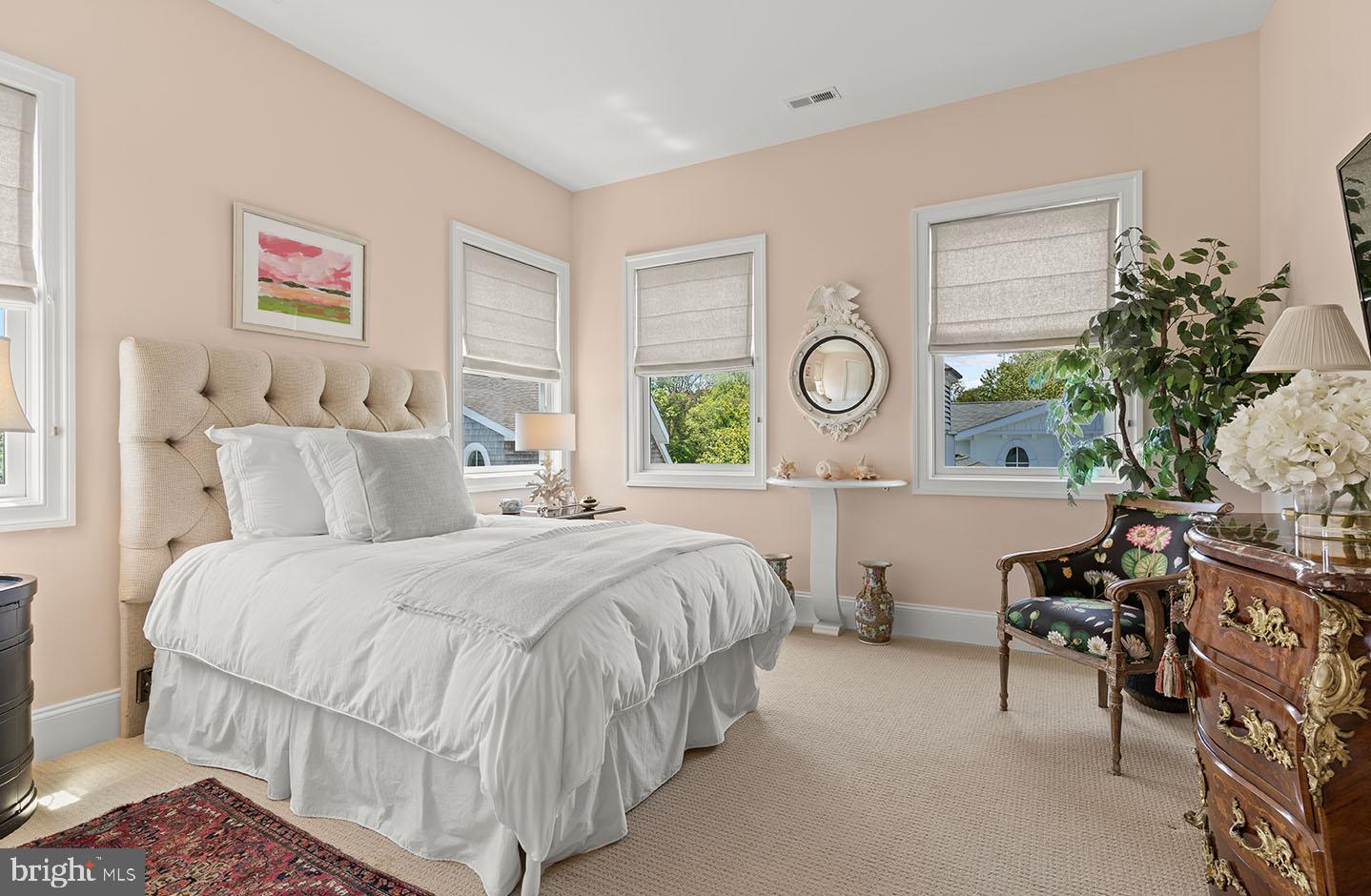 SILVER LAKE SHORES - Residential