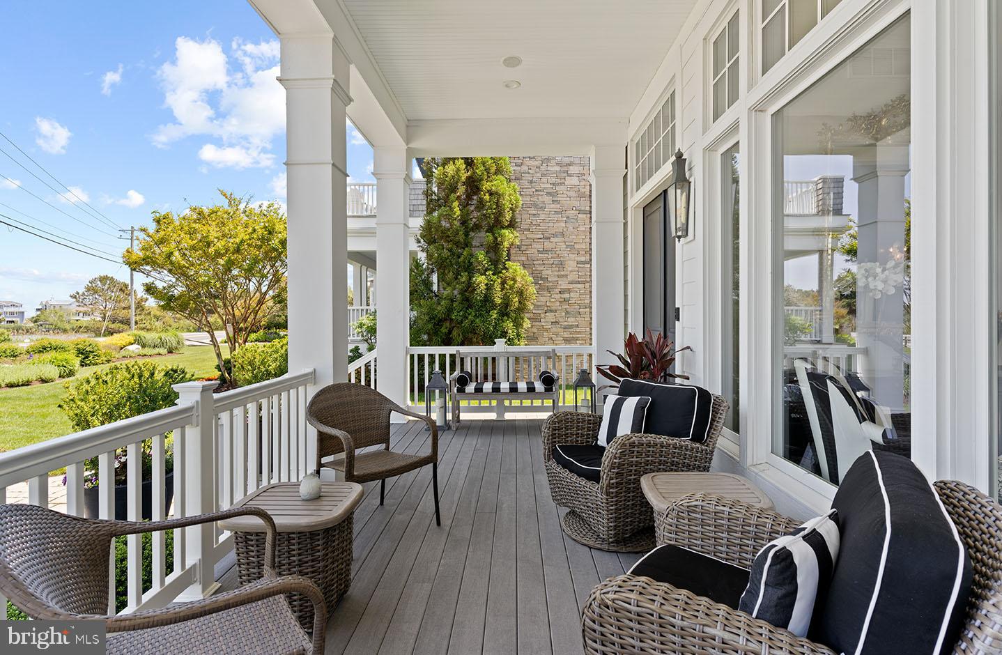 SILVER LAKE SHORES - Residential