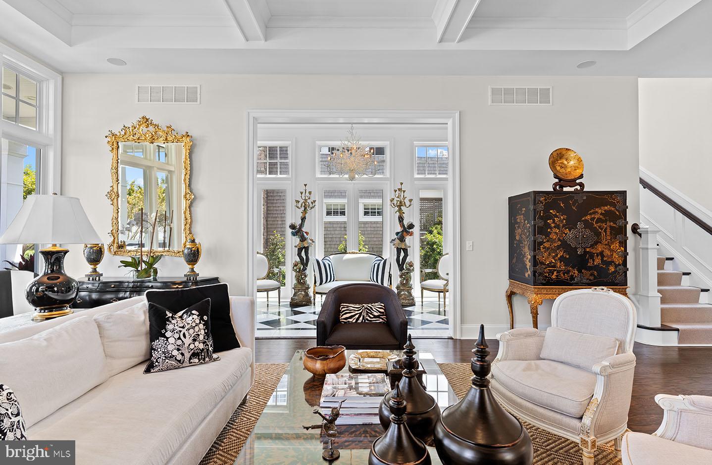 SILVER LAKE SHORES - Residential